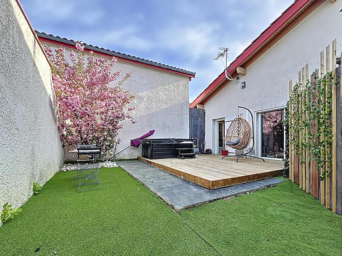 Holiday home Parenthese Romantique - Avec Jacuzzi